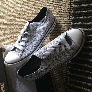 Converse Dainty 6